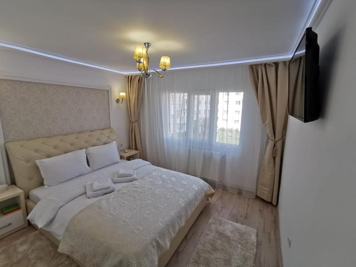 Apartament Gold Luxury Apartment Tirgu Ocna Ngoại thất bức ảnh
